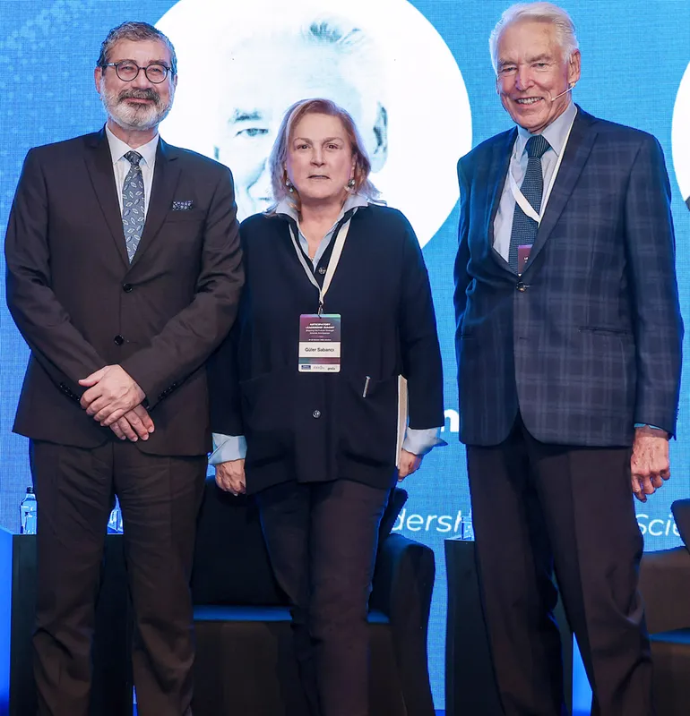Sabancı Üniversitesi Öngörülü Liderlik Zirvesi