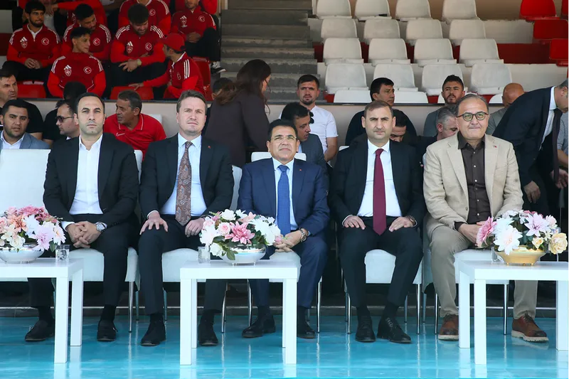 Türkiye Kısa Şalvar Güreş Şampiyonası yarın başlayacak