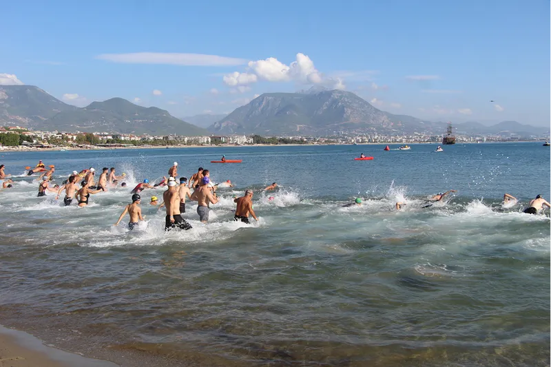 34.⁠ ⁠Alanya Triatlon Yarışları başladı