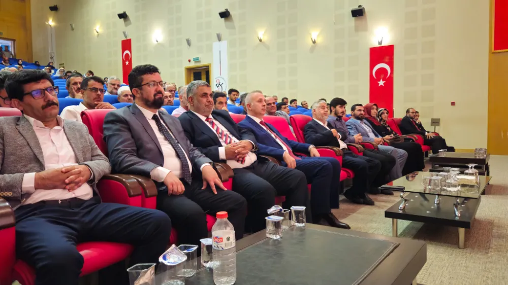 Osmaniye’de “Peygamberimiz, Cami ve Namaz” konulu konferans 