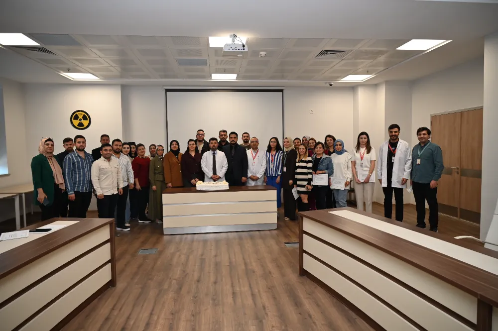 Yoğun bakım hemşireliği sertifika programı sona erdi