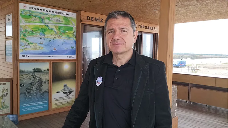 Yaralı Caretta caretta tedavisinin ardından Antalya