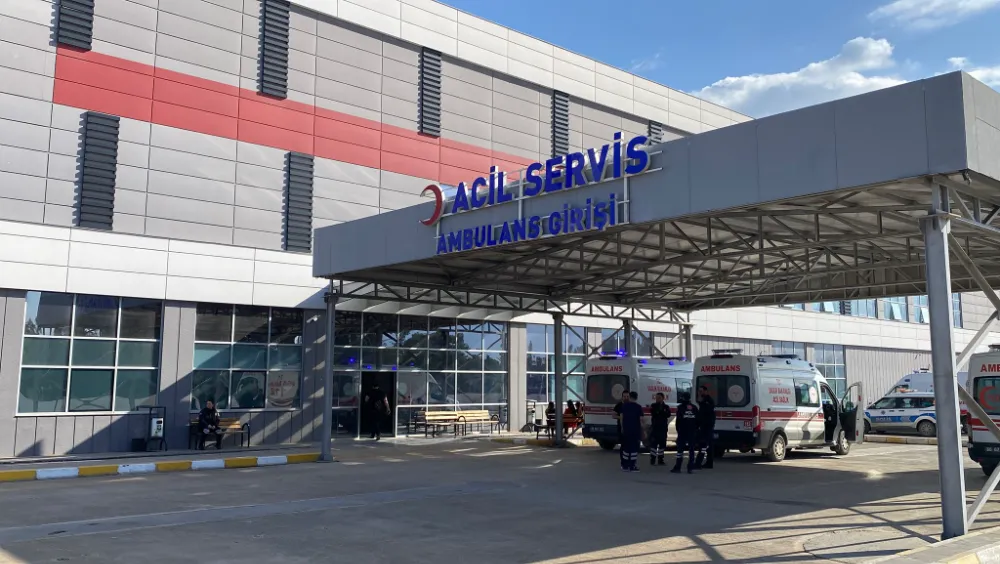 Osmaniye’de 12 öğrenci zehirlenme şüphesiyle hastaneye kaldırıldı