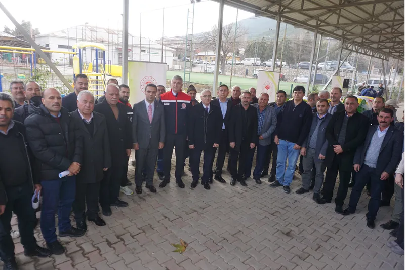 Pozantı ilçesinde üreticilere makine, ekipman ve hayvancılık desteği verildi