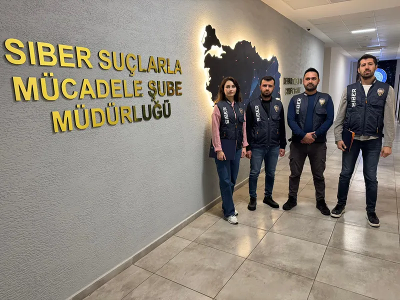 Polis, oltalama ve yatırım dolandırıcılığına karşı sanal devriyesini artırdı