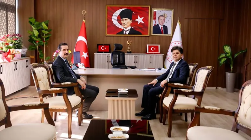 Bozyazı Kaymakamı Topsakaloğlu