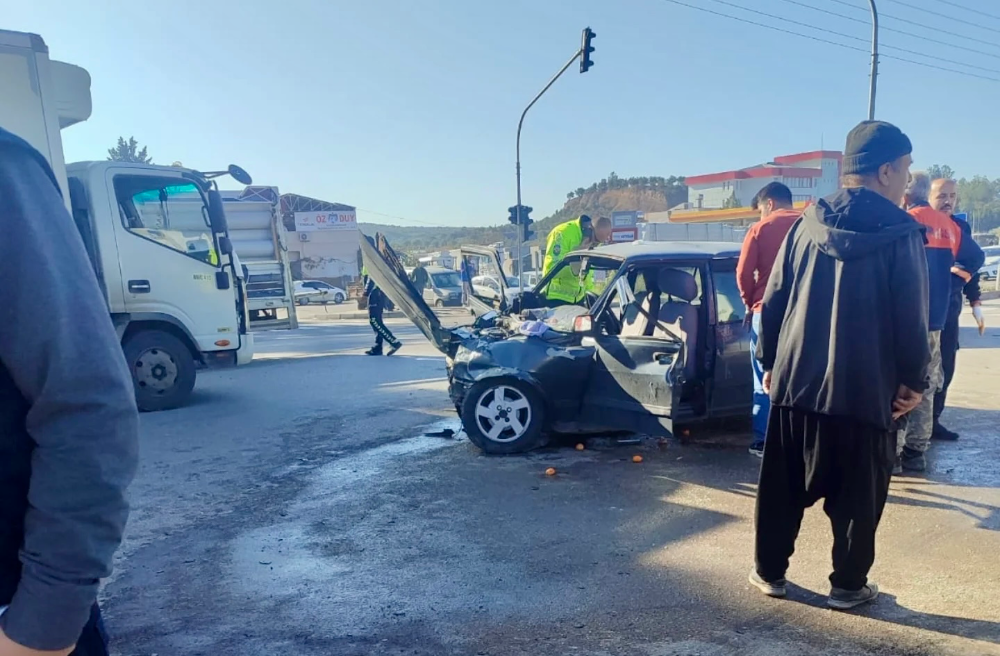 Osmaniye’nin Toprakkale ilçesinde trafik kazası: 6 yaralı