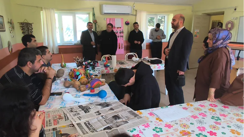 Anamur Müftüsü Fidan, engelli bireylerle bir araya geldi