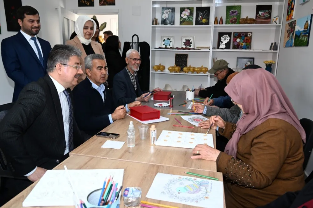 Vali Yılmaz, Aktif Yaşam Merkezi’ni Ziyaret Etti 