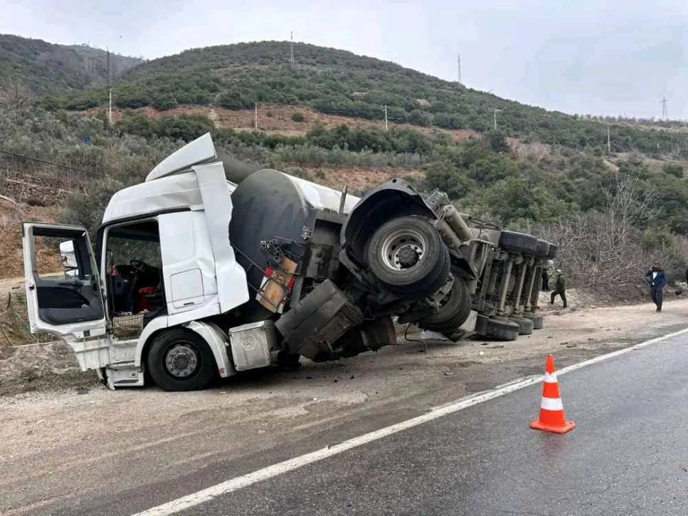 Osmaniye’de akaryakıt yüklü tanker devrildi