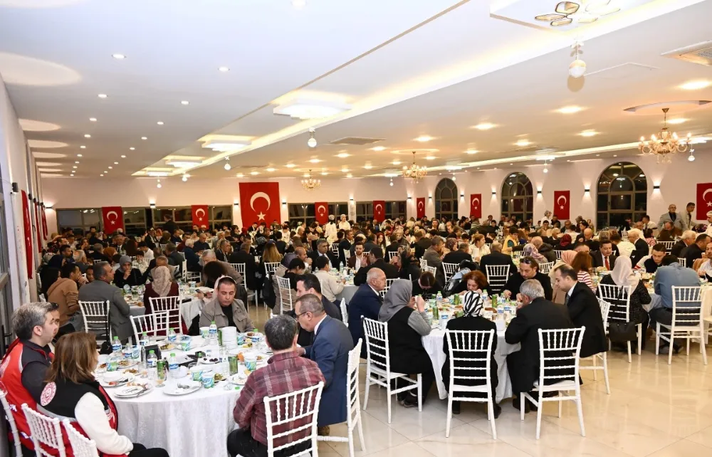 Vali Yılmaz, Gazi Aileleri İle İftarda Bir Araya Geldi