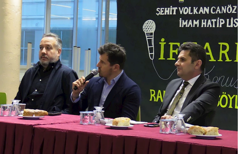 Antalyaspor Başkanı Boztepe ve Teknik Direktör Belözoğlu öğrencilerle iftarda buluştu