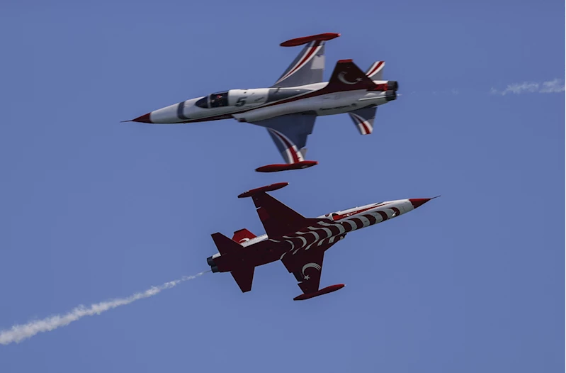 Türk Yıldızları, Mersin semalarında çevre tanıma uçuşu yaptı