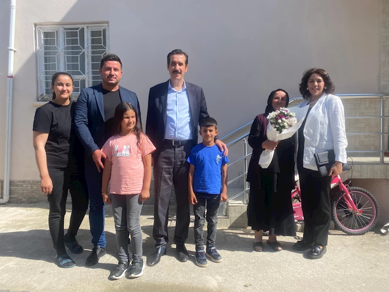 Bozyazı Kaymakamı Topsakaloğlu şehit ve gazilerin annelerini ziyaret etti 