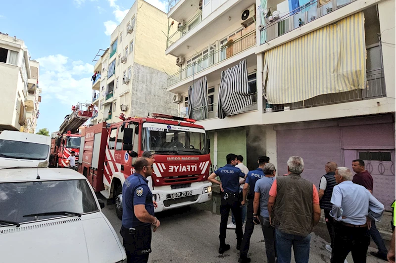 Antalya’da depoda çıkan yangın söndürüldü