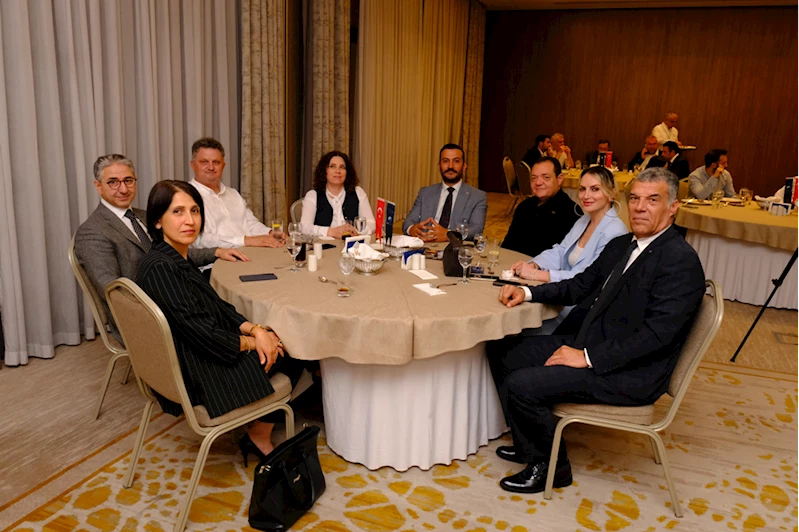 Antalya Düşünce Platformunda turizmin geleceği değerlendirildi