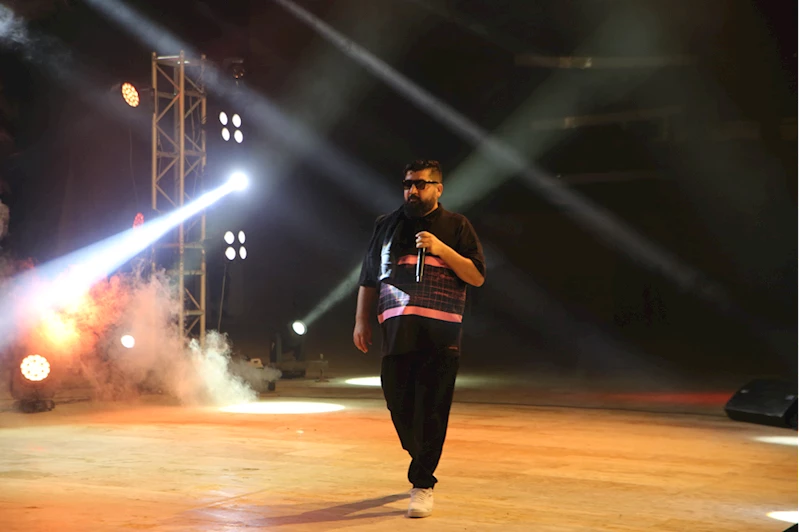 Şarkıcı Eypio, Hatay