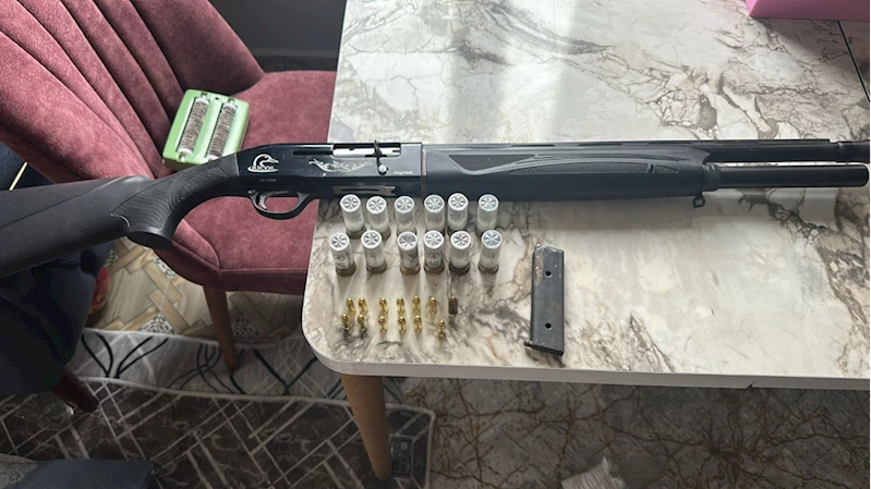 Osmaniye merkezli silah kaçakçılığı operasyonunda yakalanan 2 zanlı tutuklandı