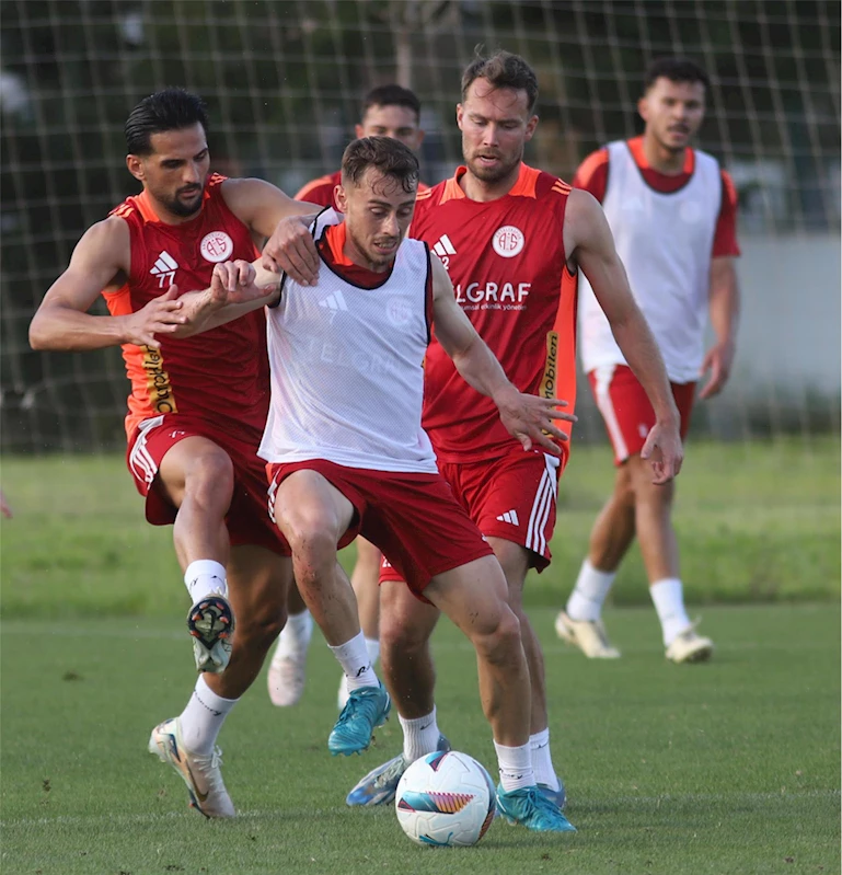 Antalyaspor, Kayserispor maçının hazırlıklarına başladı