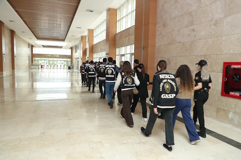 Antalya merkezli fuhuş operasyonunda yakalanan şüpheli tutuklandı