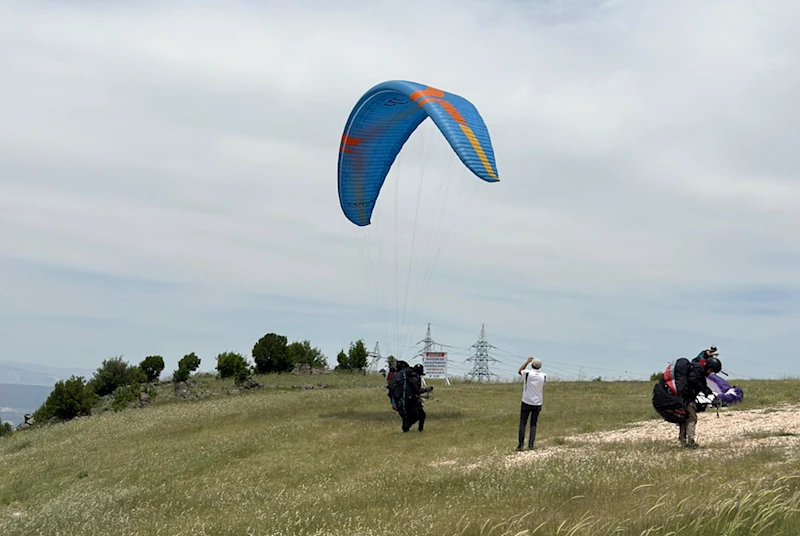 Yamaç paraşütüyle Kahramanmaraş