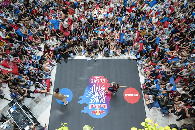 Red Bull tarafından düzenlenen Dance Your Style