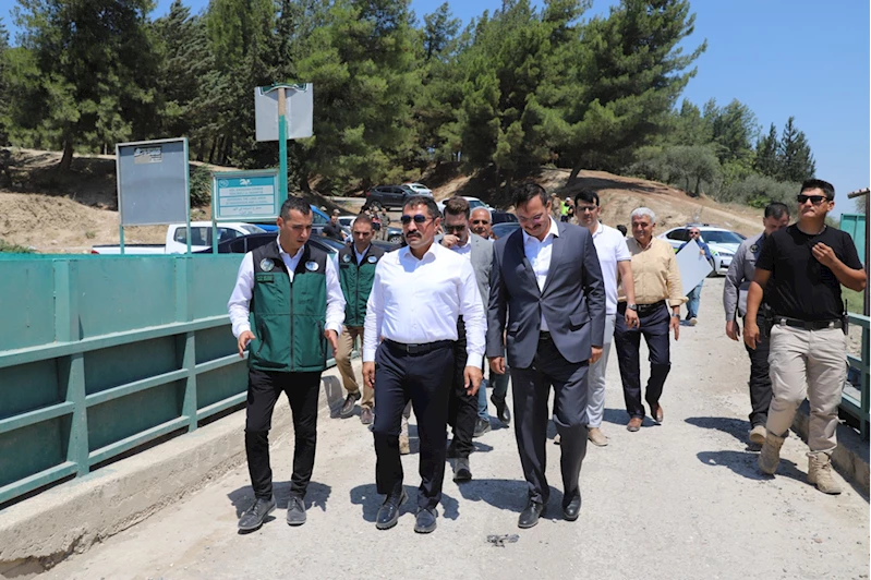 Hatay Valisi Mustafa Masatlı Altınözü ilçesinde incelemelerde bulundu