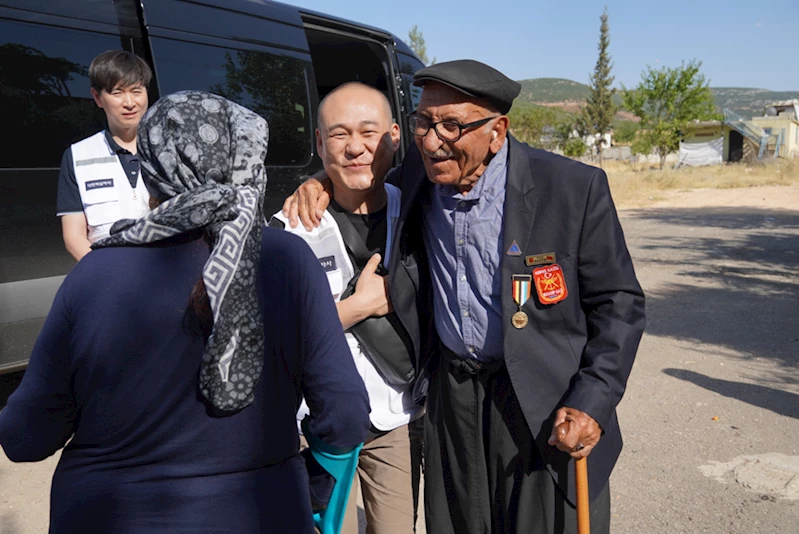 Kore Kızılhaçı gönüllüleri, Kahramanmaraşlı Kore gazisi Kadir Çolak