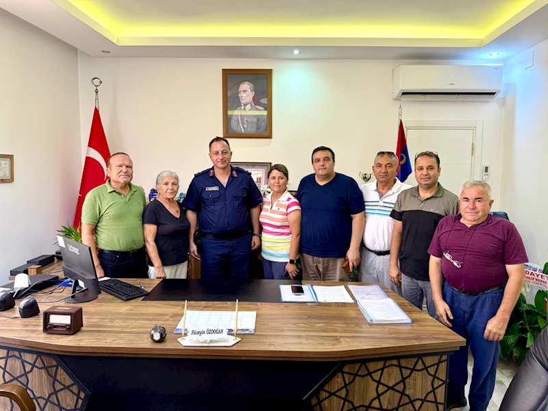 Anamur Gazeteciler Cemiyeti yönetiminden İlçe Jandarma Komutanı Özdoğan