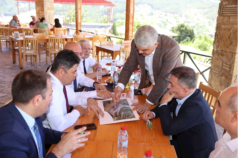 Ulaştırma ve Altyapı Bakan Yardımcısı Boyraz, Pozantı