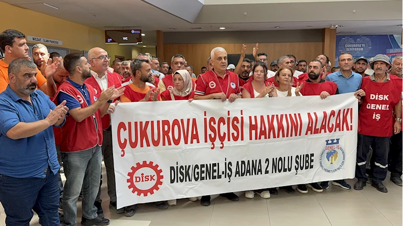 Çukurova Belediyesinde bir grup işçi eylem yaptı