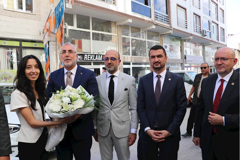 Bakan Işıkhan, Burdur