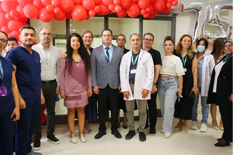 Adana Şehir Hastanesi nakil bekleyen 75 çocuğa 