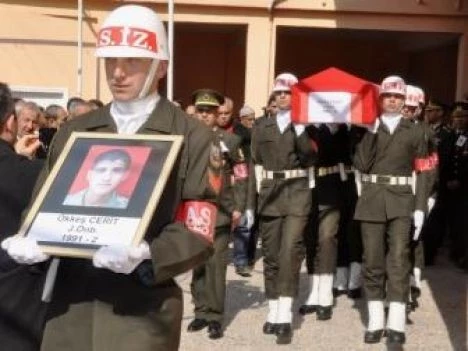 Şehit Jandarma Onbaşı, Issızca köyünde toprağa verildi