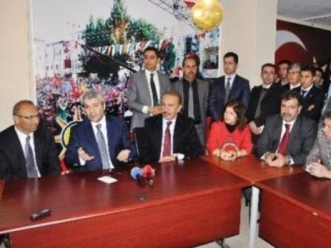Bakan Ergün, CHP`nin eğitim sistemi üzerindeki açıklamalarını eleştirdi