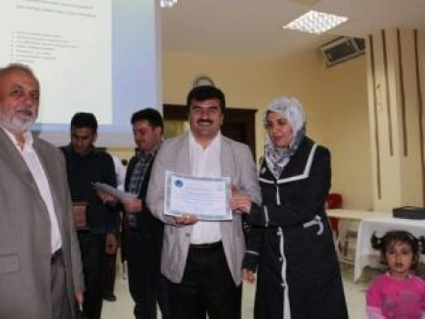 İl-San Der Aile Eğitimine Katılanlara Sertifika Töreni Düzenledi