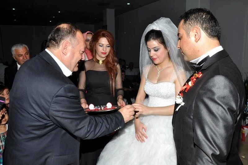 Mimar ve Bankacının Mutlu Günü