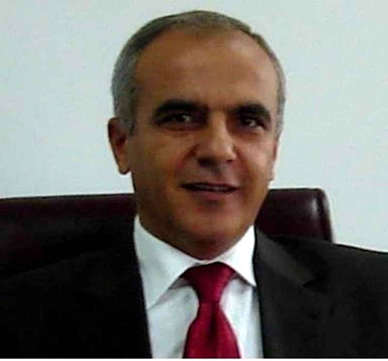 Vural, bankamatik memuru mu?