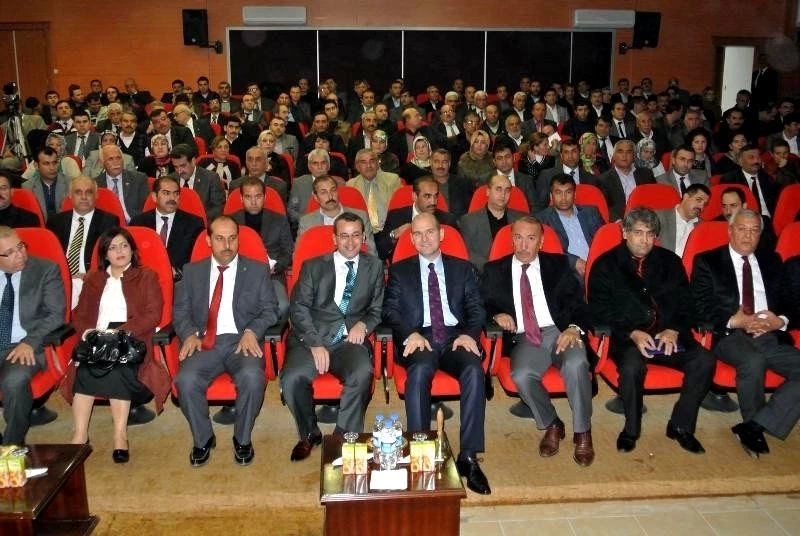 Soylu: Türkiye tüm kurumlarıyla hızla normalleşmekte