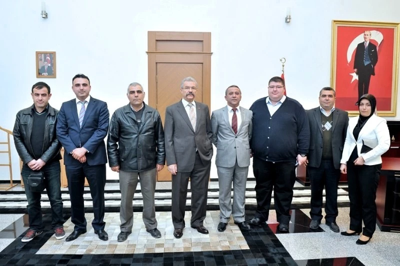 Vali Cerrah, veterinerleri kabul etti