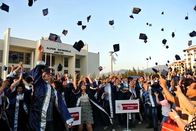 OKÜ, tezsiz yüksek lisansta ALES şartını kaldırdı
