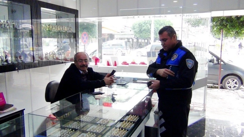 Dörtyol TDP kuyumcuları bilinçlendiriyor