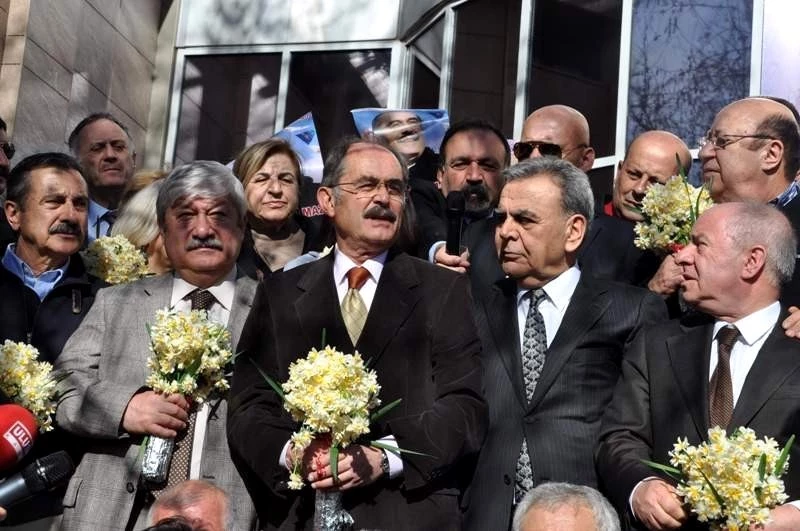 CHP?li 50 belediye başkanı: Hesap vermekten korkmuyoruz