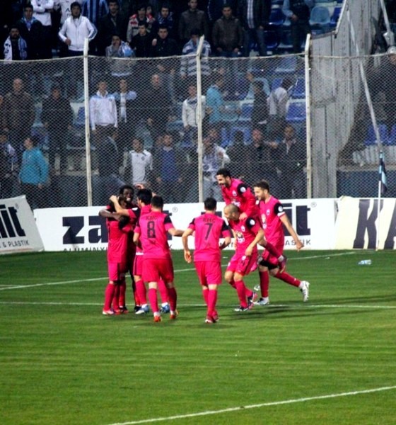 Adana Demirspor fırsatı tepti:1-3