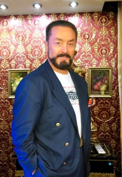 Oktar : İslam?da Ateistlere Hakaret Yoktur