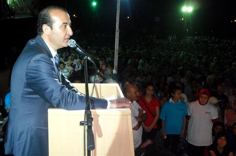 Nihat Hatipoğlu`ndan Ceyhanlı`lara Fetih Konferansı