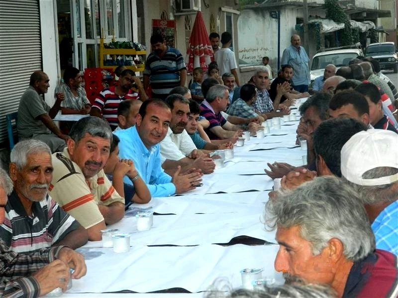 Kösreli Esnaflarından Alemdar Öztürk`e İftar Yemeği