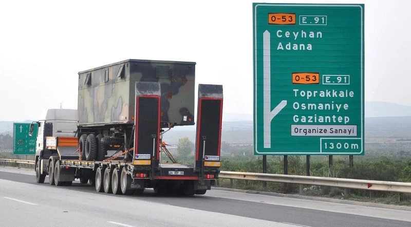 ABD Patriot sistemi taşıyan TIR?lar Osmaniye?den geçti