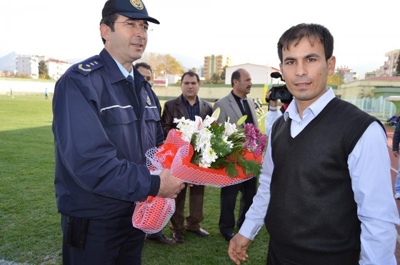 Taraftarlar Emniyet ile Elele