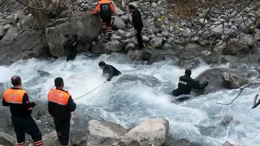 Sabun Çayında Kayıp Kız Çocuğu Aranıyor